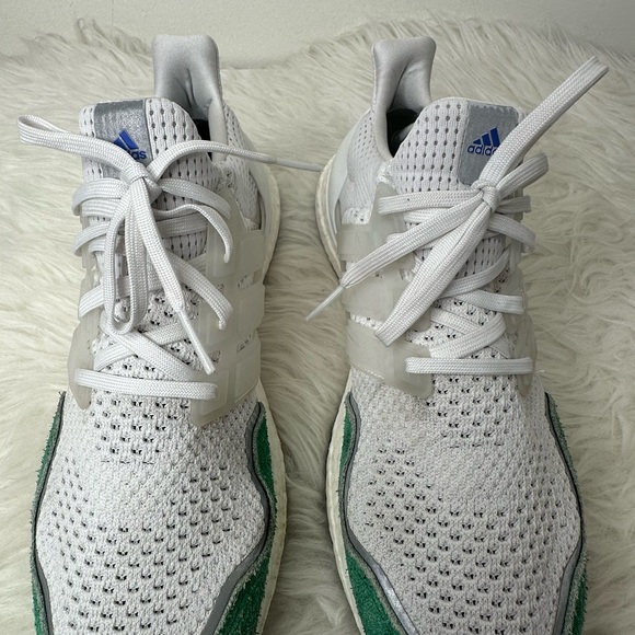 Adidas Men’s Ultra Boost 1.0 Running Shoes Size 9.5 - Picture 3 of 15